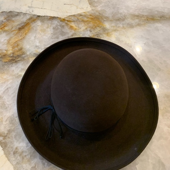 Helen Kaminski beautiful & elegant Hat! - Picture 4 of 5